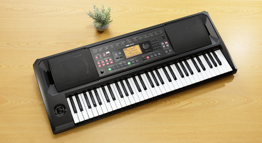 Korg, 61-Key Keyboards & Pianos (EK50)